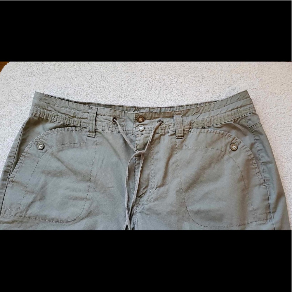 Bandolino BLU Women’s Capris, Size 14 - Picture 3 of 11